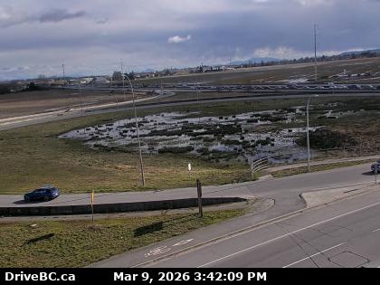 Hwy 99 at Hwy 17A - NB