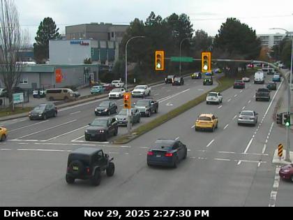 Hwy 17 at Cloverdale Ave - N