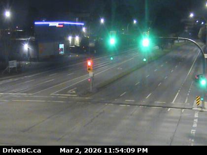 Hwy 17 at Cloverdale Ave - N