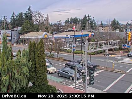 Veterans Memorial Pkwy - W