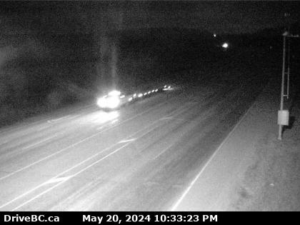 Traffic Cam Hwy-2, 2 km west of BC/Alberta border at Hwy-2 and Hwy-52 junction, looking east. (elevation: 747 metres)