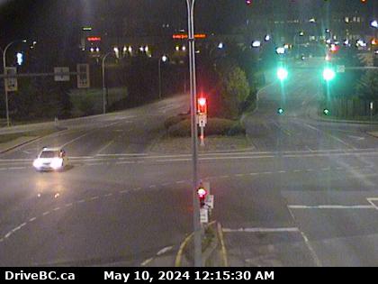 Traffic Cam Hwy-1 at Helmcken Overpass looking north (elevation: 40 metres)