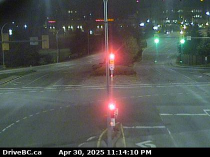 Traffic Cam Hwy-1 at Helmcken Overpass looking north (elevation: 40 metres)