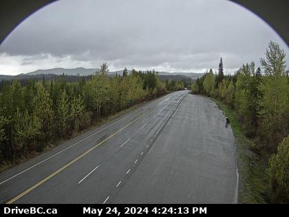 Traffic Cam Hwy-24, 15 km west of Little Fort, looking west. (elevation: 1251 metres)