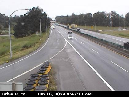 Traffic Cam Hwy-1 at Hwy-11 (Sumas Way) in Abbotsford, looking west. (elevation: 16 metres)