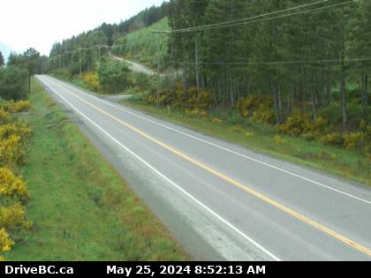 Traffic Cam Hwy-18, mid-point between Hwy-1 turn-off and Cowichan Lake exit, looking west. (elevation: 301 metres)