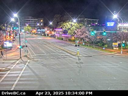 Traffic Cam Hwy-14 (Veteran's Memorial Parkway) at Goldstream Ave in Langford, looking north. (elevation: 87 metres)