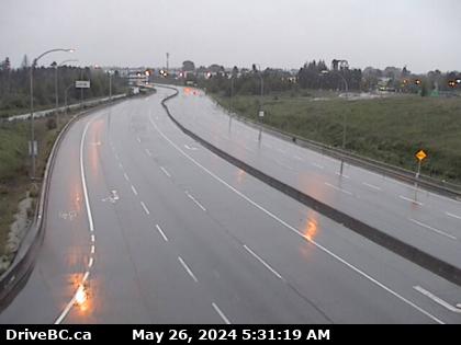Traffic Cam Hwy-17 (South Fraser Perimeter Rd) at 80<sup>th</sup> Street, looking west. (elevation: 10 metres)
