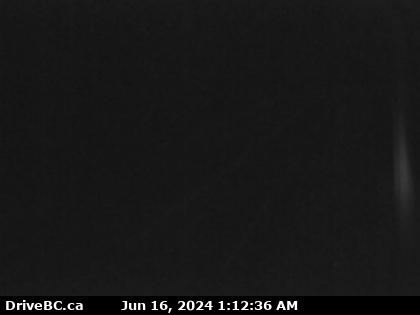 Traffic Cam Hwy-28, (Gold River Hwy), at Crest Lake, about 14 km east of Gold River, looking east. (elevation: 336 metres)