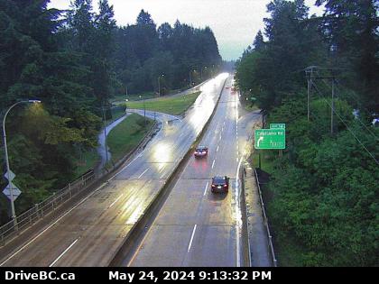 Traffic Cam Hwy-1 (Upper Levels Highway) at Capilano Rd. looking east. (elevation: 51 metres)