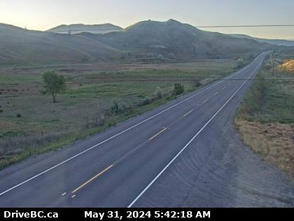 Traffic Cam Hwy-3 next to Conifryd Lake, looking east. (elevation: 597 metres)