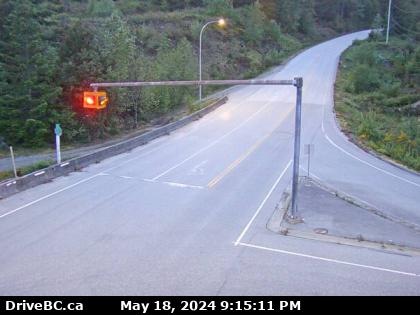 Traffic Cam Hwy-101, top of Gibsons Bypass at Stewart Rd, looking north. (elevation: 196 metres)