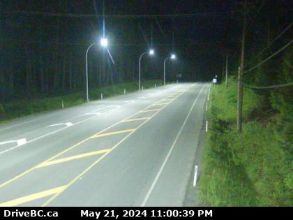 Traffic Cam Hwy-19 at Campbell Way in Port McNeil, looking east. (elevation: 93 metres)